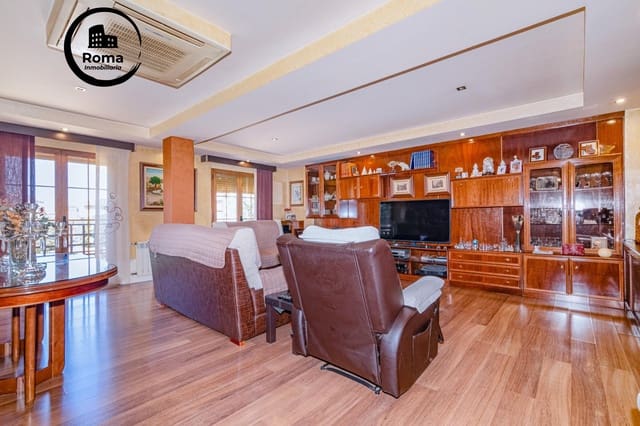 6 quarto Moradia em Banda para venda em Granada cidade - 385 000 € (Ref: 9502519)