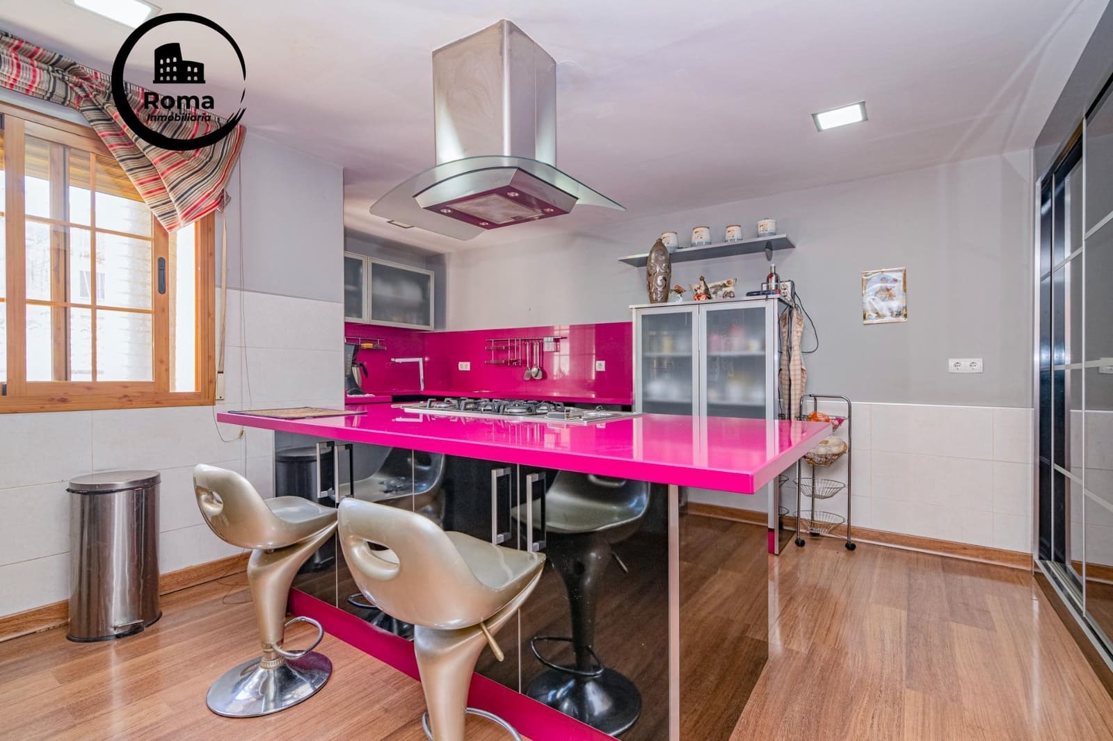 6 quarto Moradia em Banda para venda em Granada cidade - 385 000 € (Ref: 9502519)