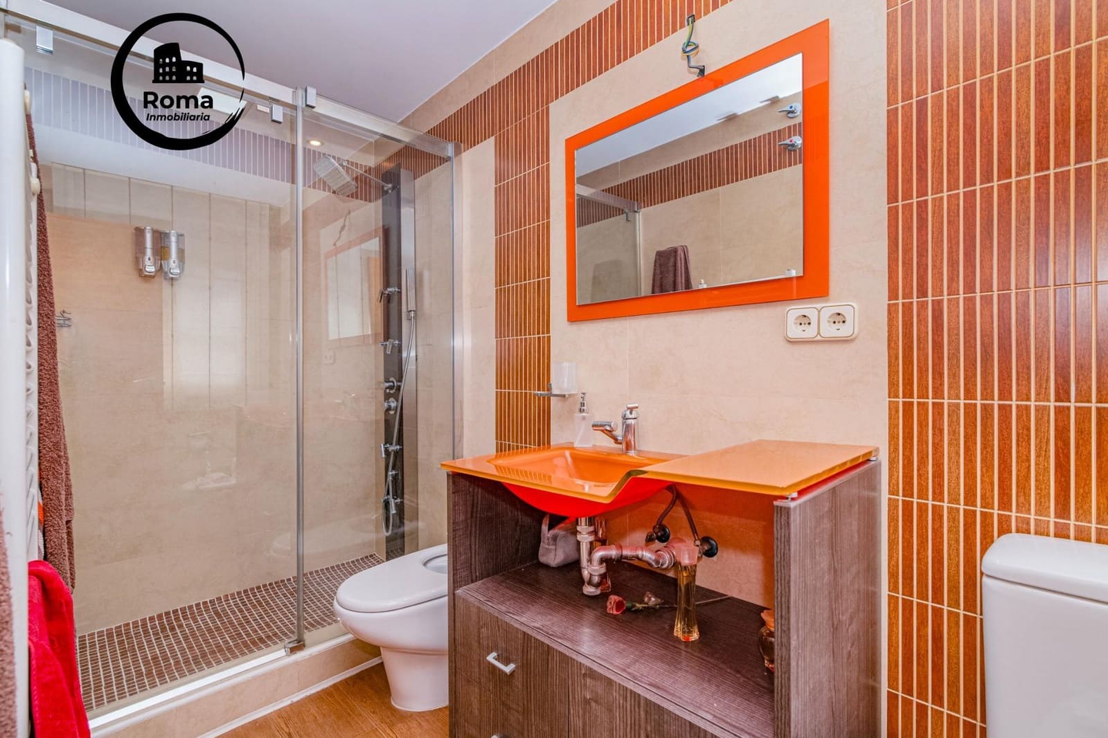 6 quarto Moradia em Banda para venda em Granada cidade - 385 000 € (Ref: 9502519)