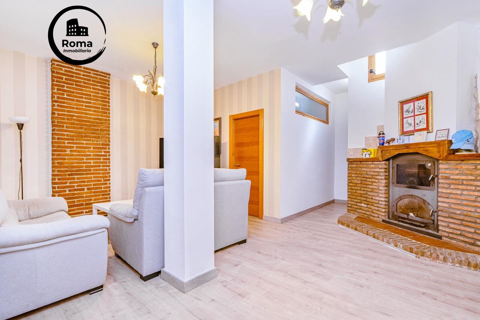 6 quarto Moradia em Banda para venda em Granada cidade - 385 000 € (Ref: 9502519)