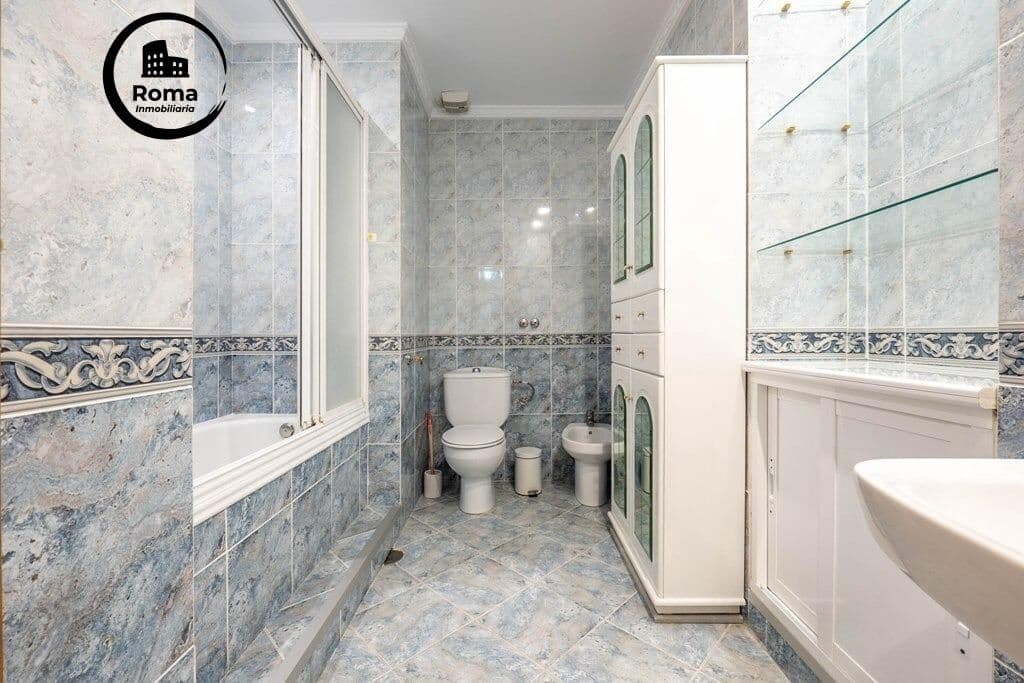 3 Zimmer Wohnung zu verkaufen in Granada Stadt - 290.000 € (Ref: 9502520)