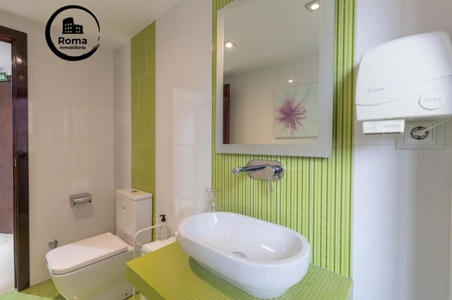 3 soverom Kontor til salgs i Centro, Granada by - € 290 000 (Ref: 9502521)