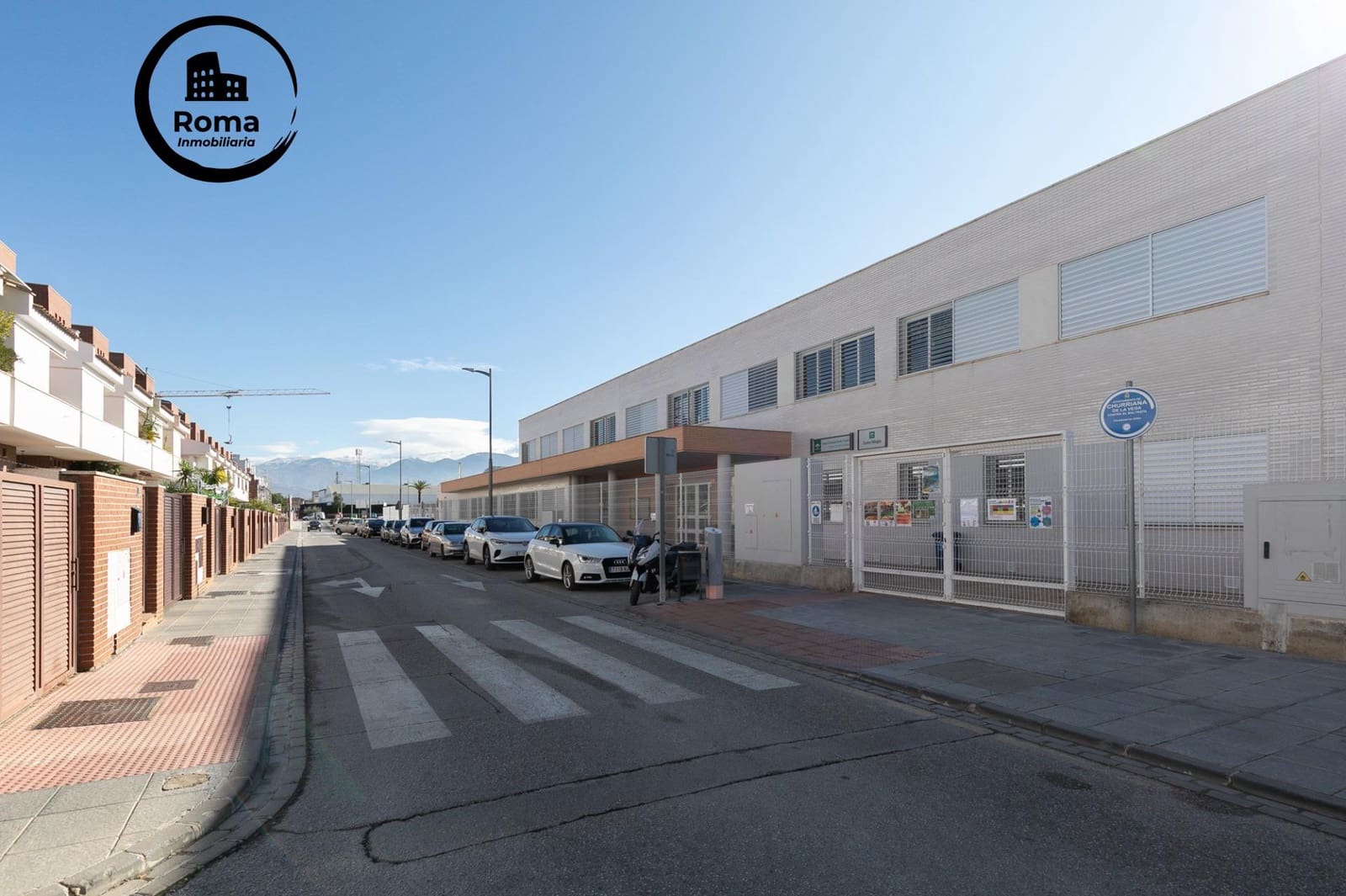 Adosado de 3 habitaciones en Churriana de la Vega en venta con garaje - 289.000 € (Ref: 9502522)