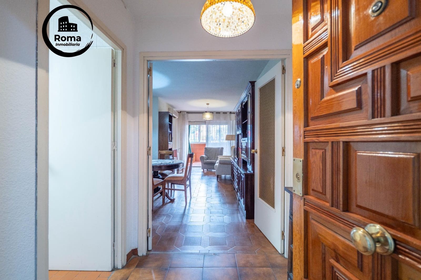 4 bedroom Flat for sale in Granada city with garage - € 285,000 (Ref: 9502523)