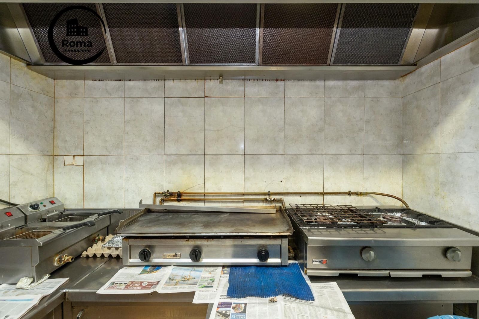 Business for sale in Granada city - € 280,000 (Ref: 9502526)