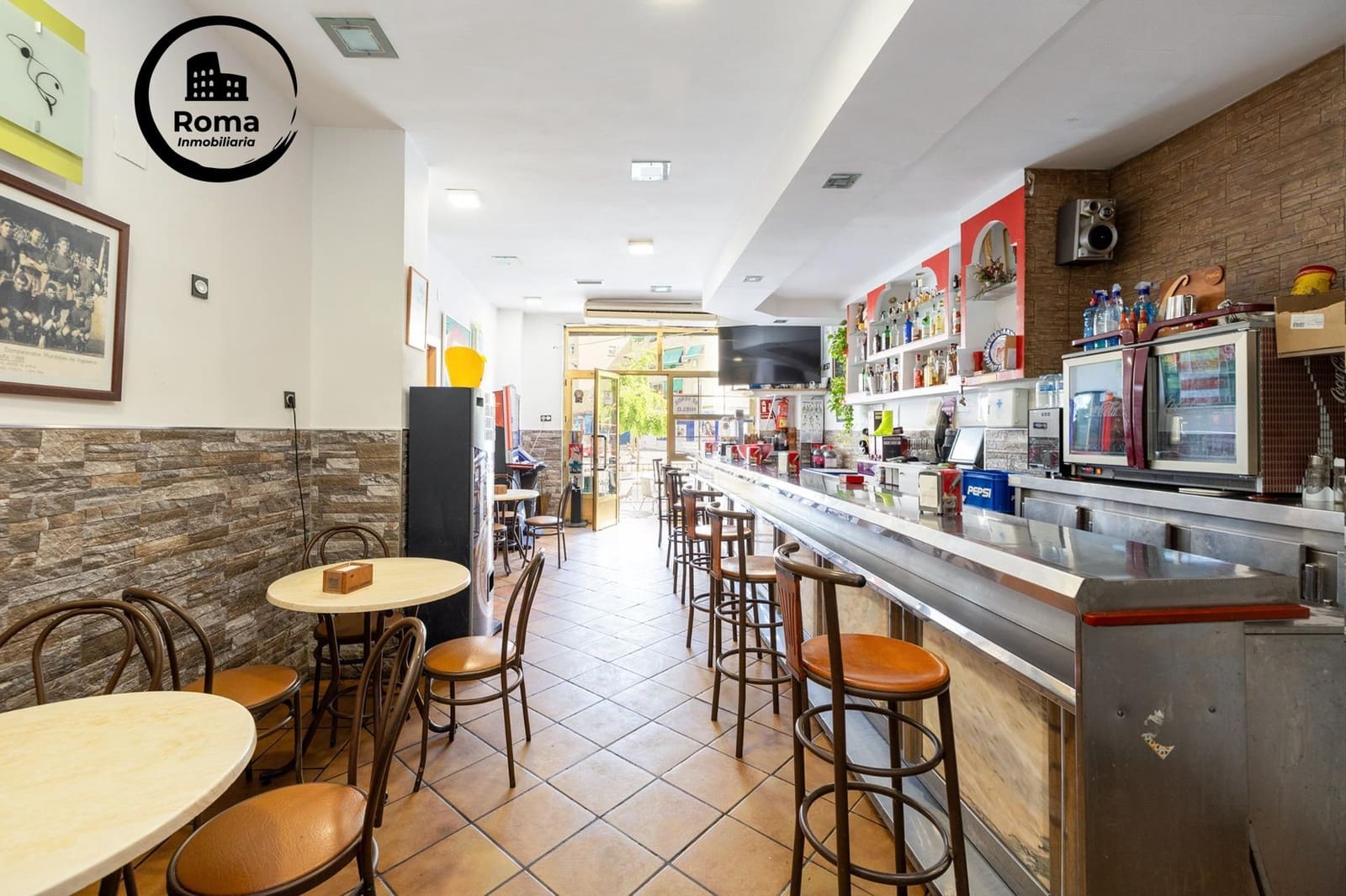 Business for sale in Granada city - € 280,000 (Ref: 9502526)