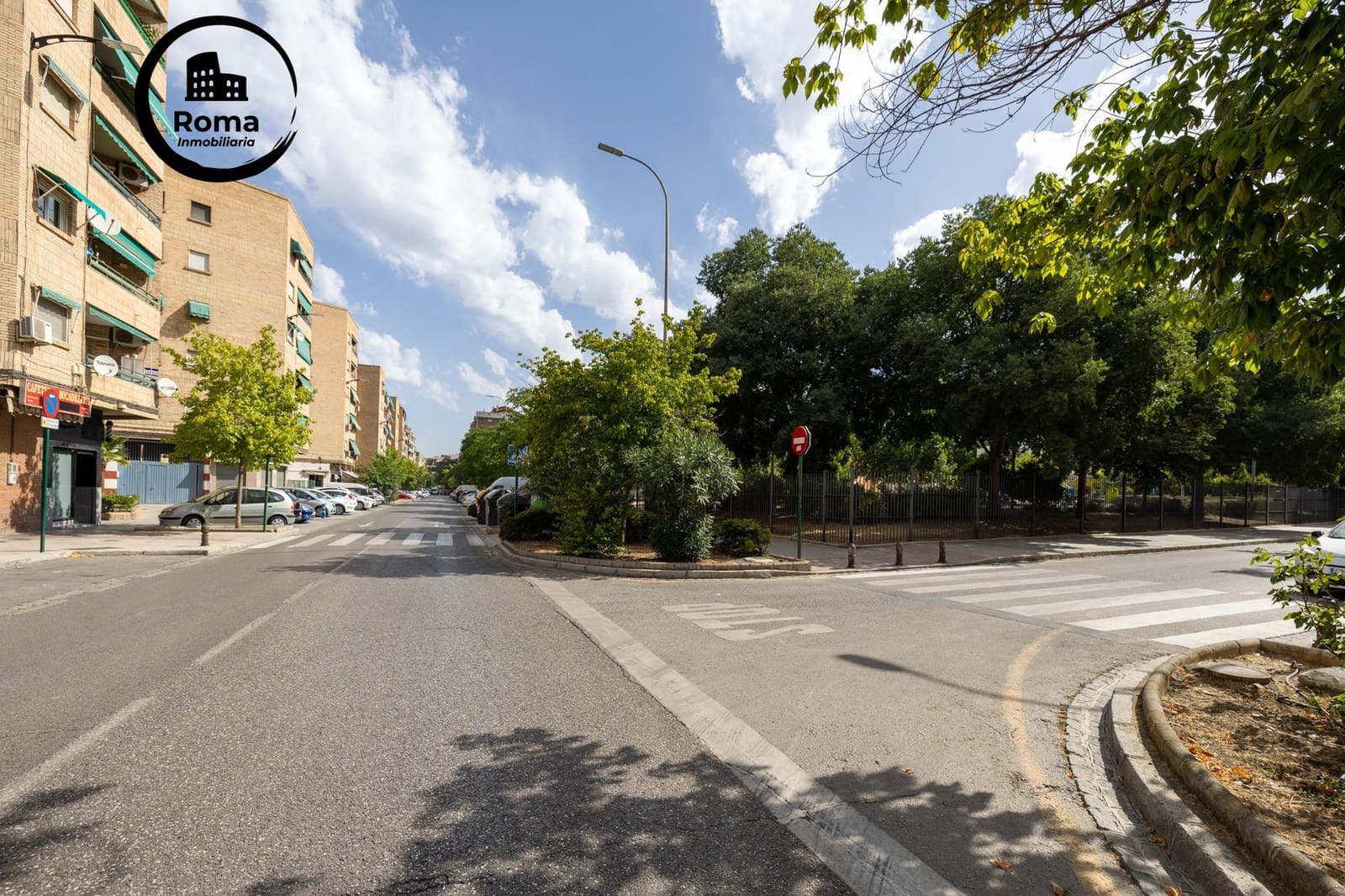 Business for sale in Granada city - € 280,000 (Ref: 9502526)