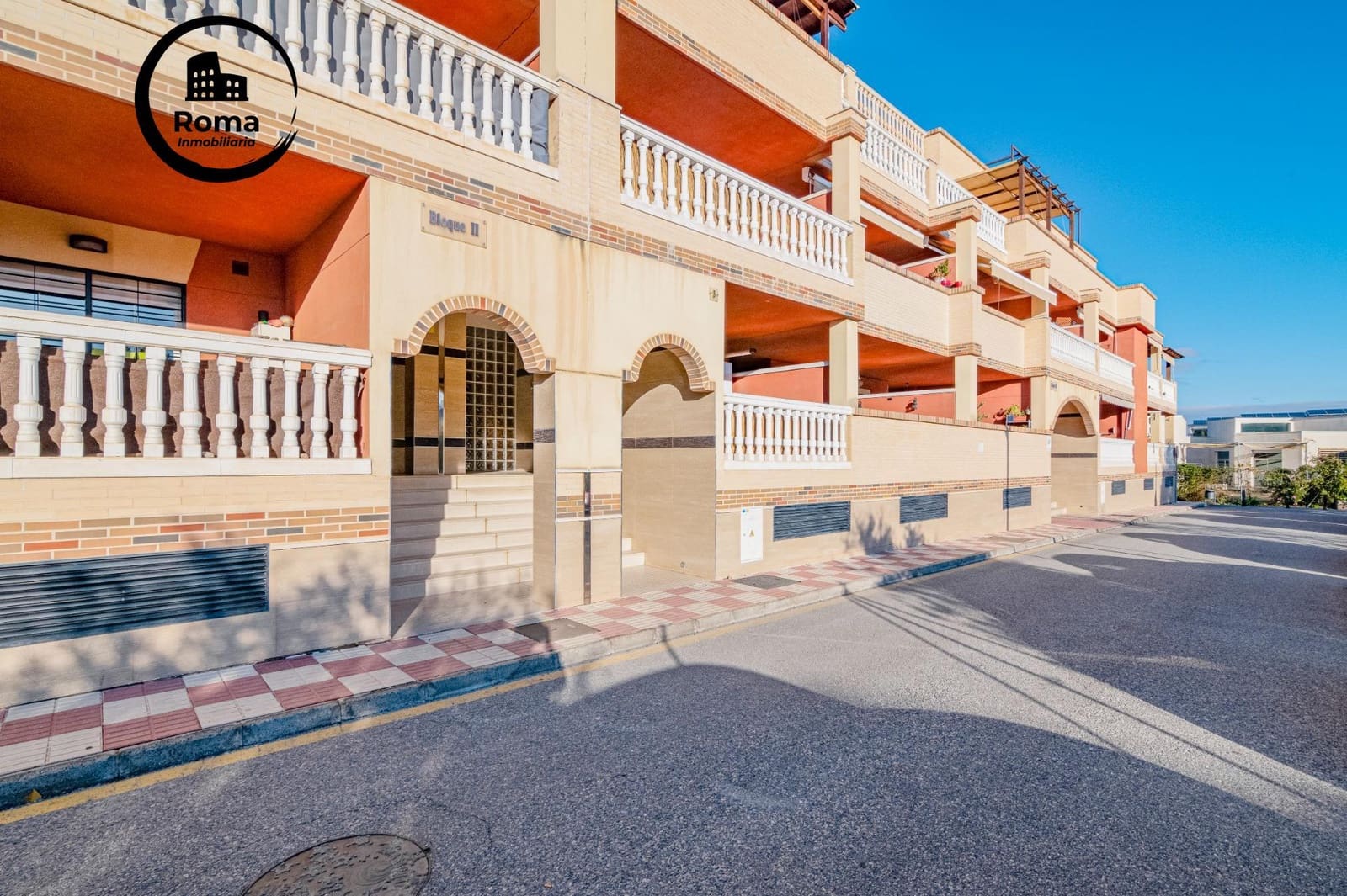 2 Zimmer Penthouse zu verkaufen in Churriana de la Vega mit Garage - 185.000 € (Ref: 9502530)