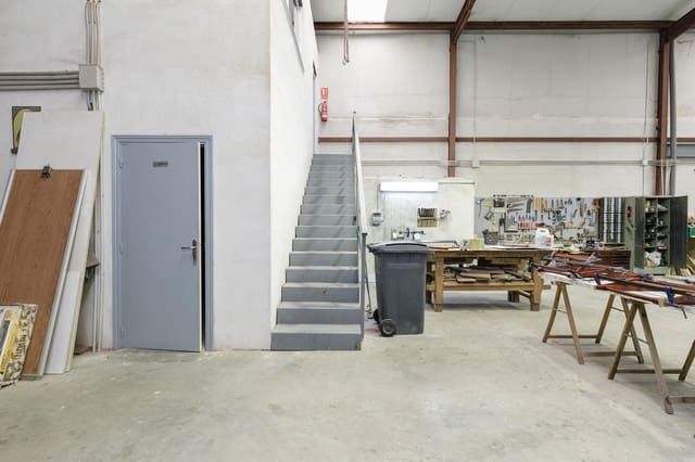 Bedrift til salgs i Cijuela - € 236 000 (Ref: 9502533)