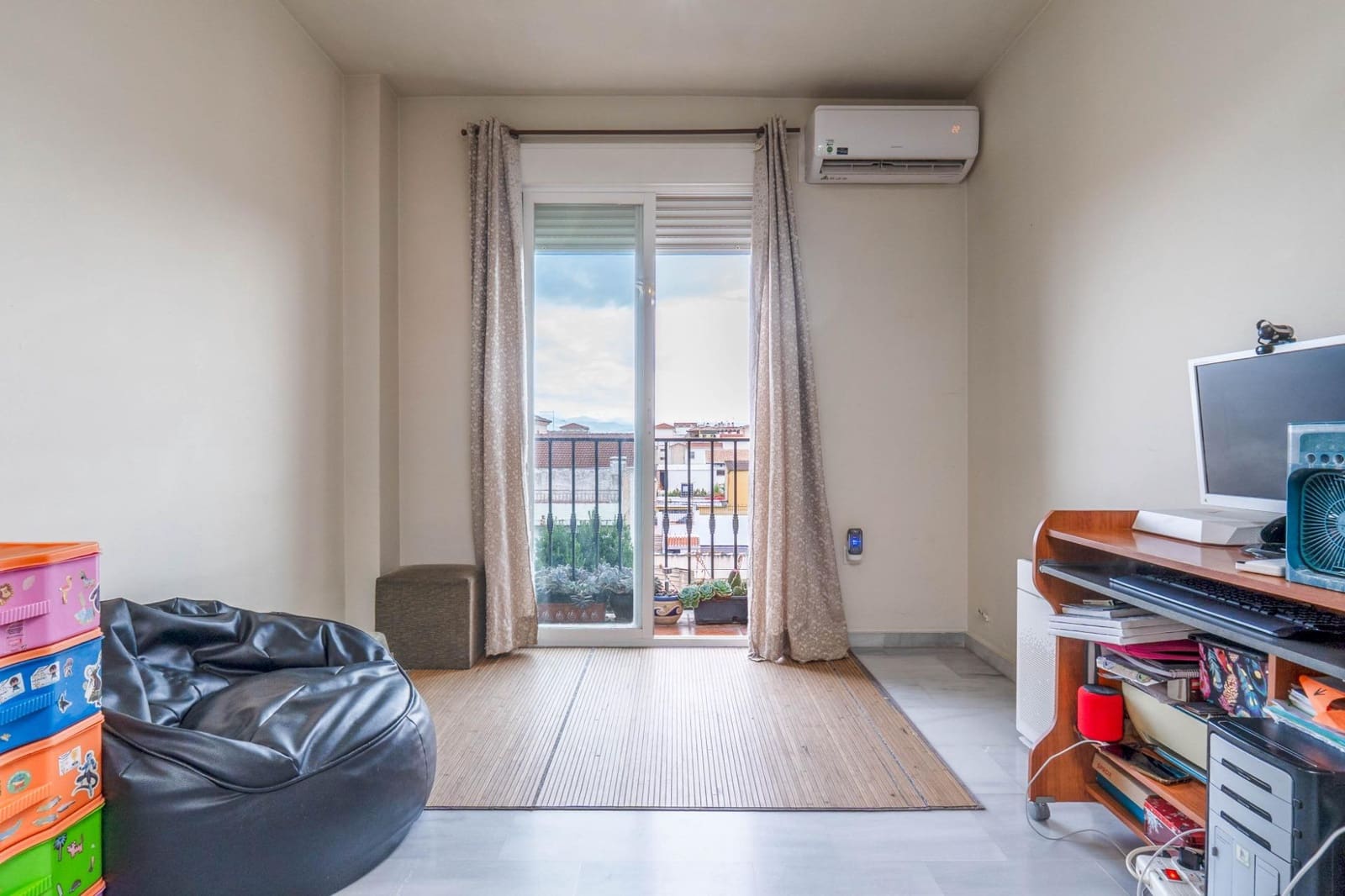 2 soveværelse Penthouse til salg i Las Gabias - € 130.000 (Ref: 9502535)