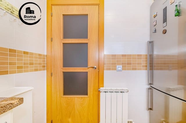 Ático de 2 habitaciones en Churriana de la Vega en venta con garaje - 185.000 € (Ref: 9502540)