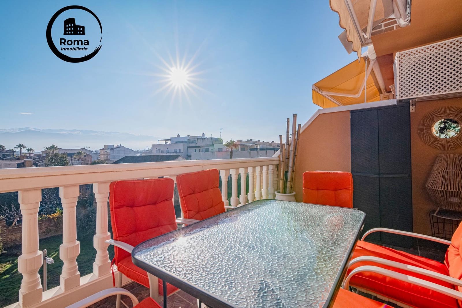 Ático de 2 habitaciones en Churriana de la Vega en venta con garaje - 185.000 € (Ref: 9502540)