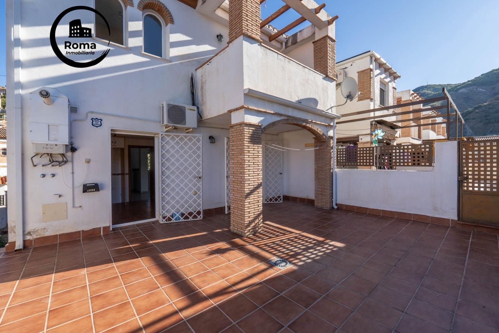 3 quarto Casa em Banda para venda em Cenes de la Vega com piscina garagem - 298 000 € (Ref: 9502541)