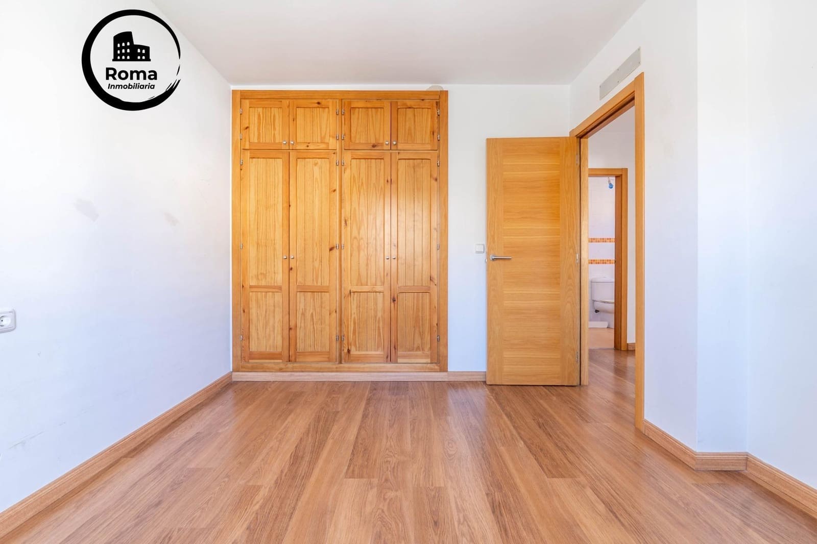 3 quarto Casa em Banda para venda em Cenes de la Vega com piscina garagem - 298 000 € (Ref: 9502541)