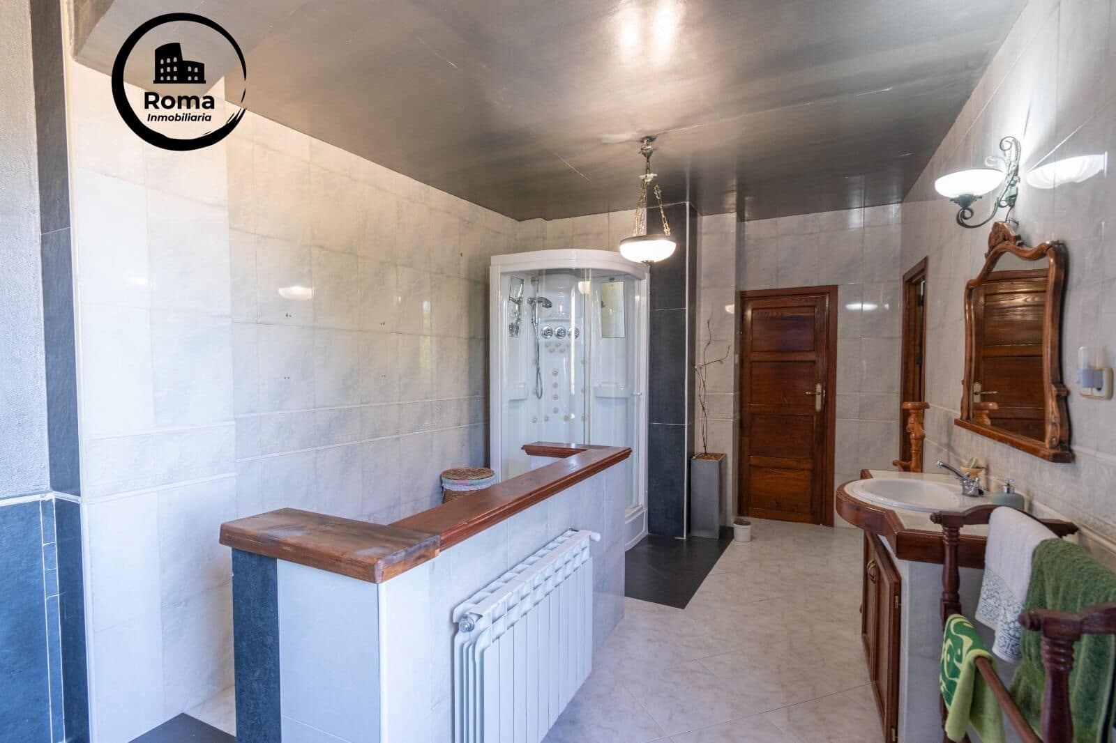 5 slaapkamer Villa te koop in Granada stad met zwembad - € 350.000 (Ref: 9502544)