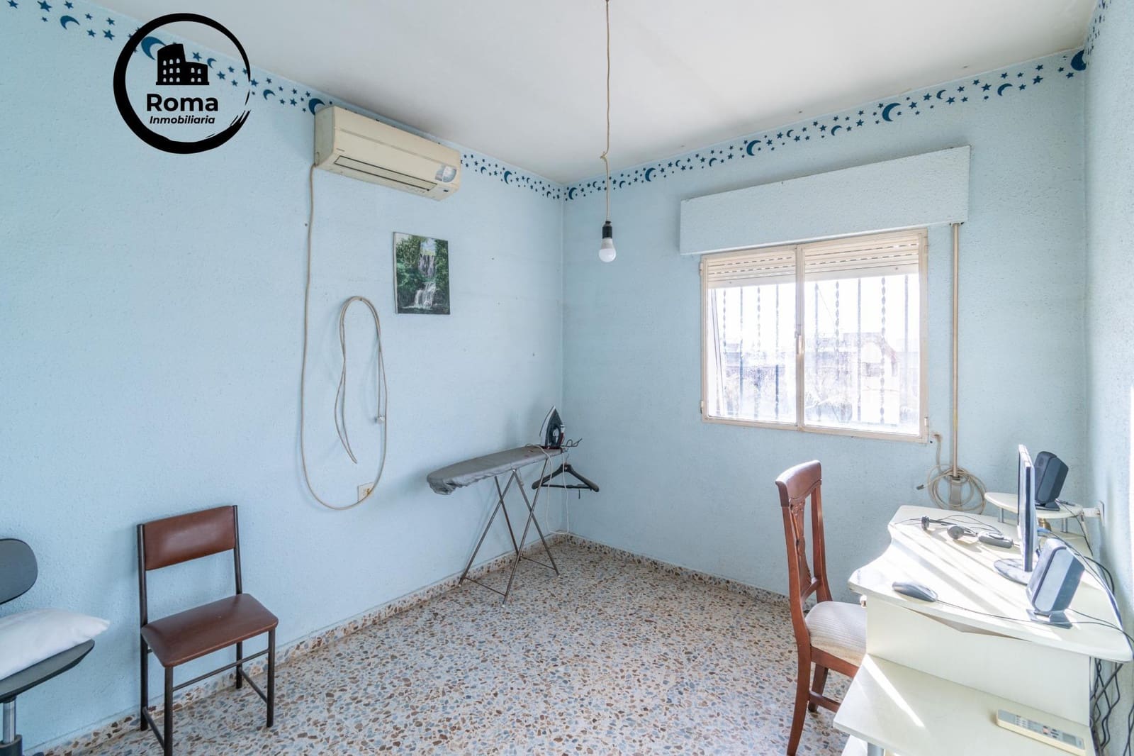 8 bedroom Villa for sale in Ambroz - € 290,000 (Ref: 9502547)