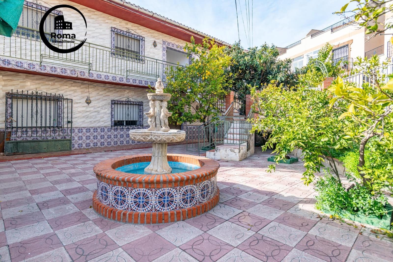 8 bedroom Villa for sale in Ambroz - € 290,000 (Ref: 9502547)