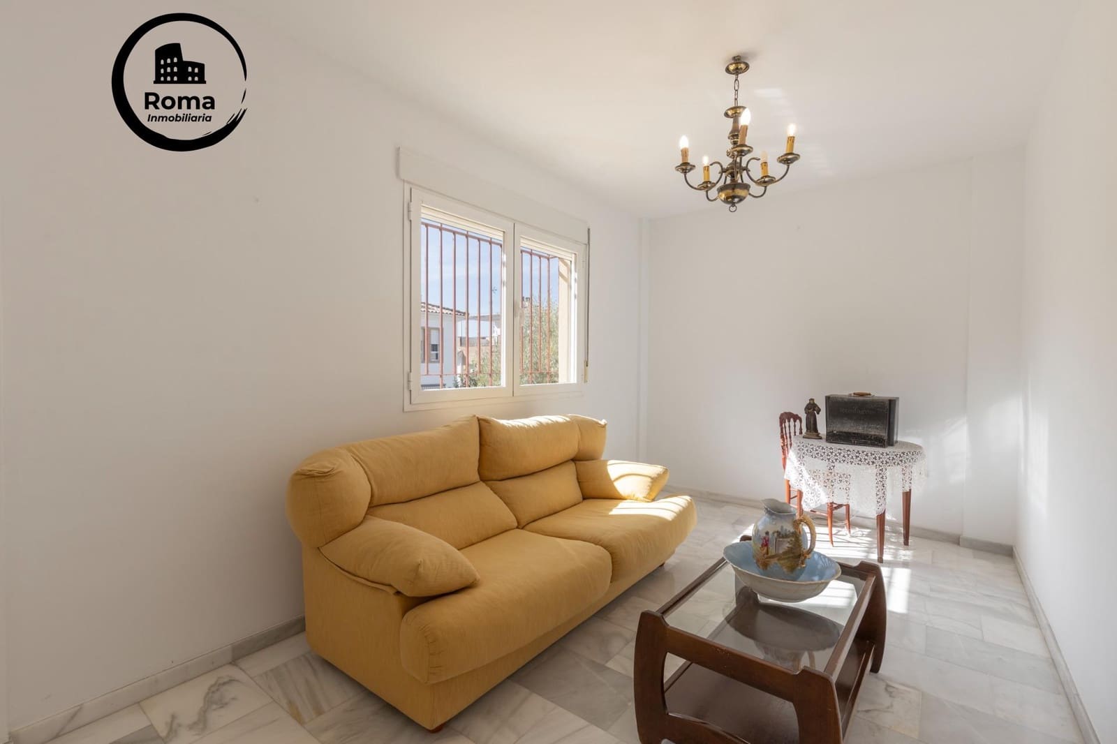 5 quarto Moradia Geminada para venda em Huetor Vega com garagem - 340 000 € (Ref: 9502550)