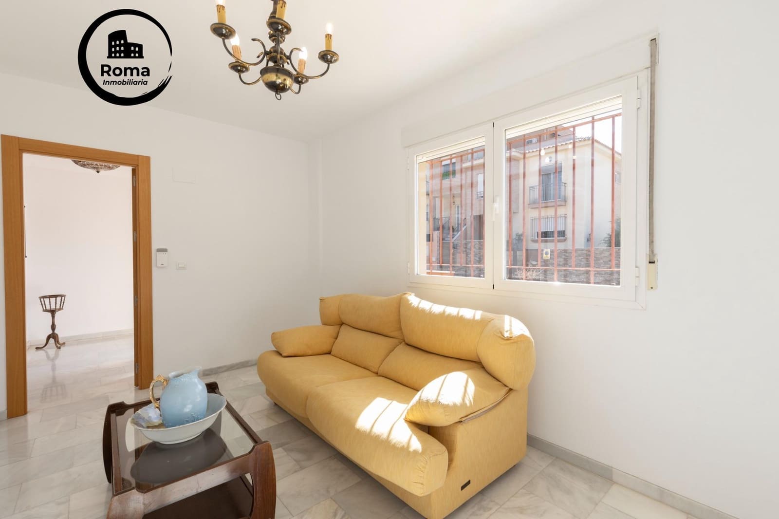 5 quarto Moradia Geminada para venda em Huetor Vega com garagem - 340 000 € (Ref: 9502550)