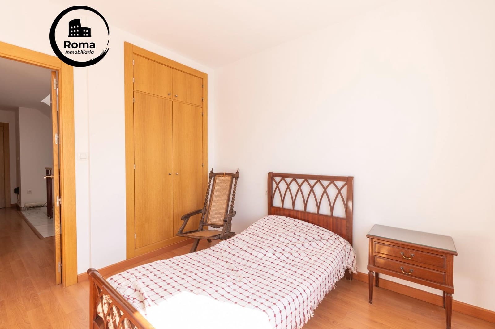 5 quarto Moradia Geminada para venda em Huetor Vega com garagem - 340 000 € (Ref: 9502550)