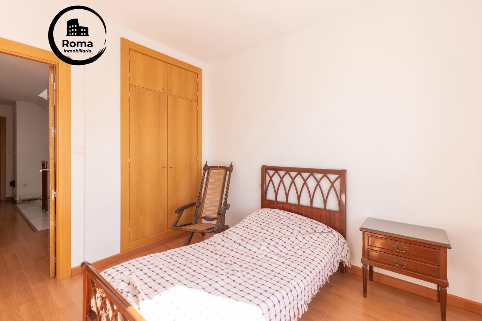 5 quarto Moradia Geminada para venda em Huetor Vega com garagem - 340 000 € (Ref: 9502550)