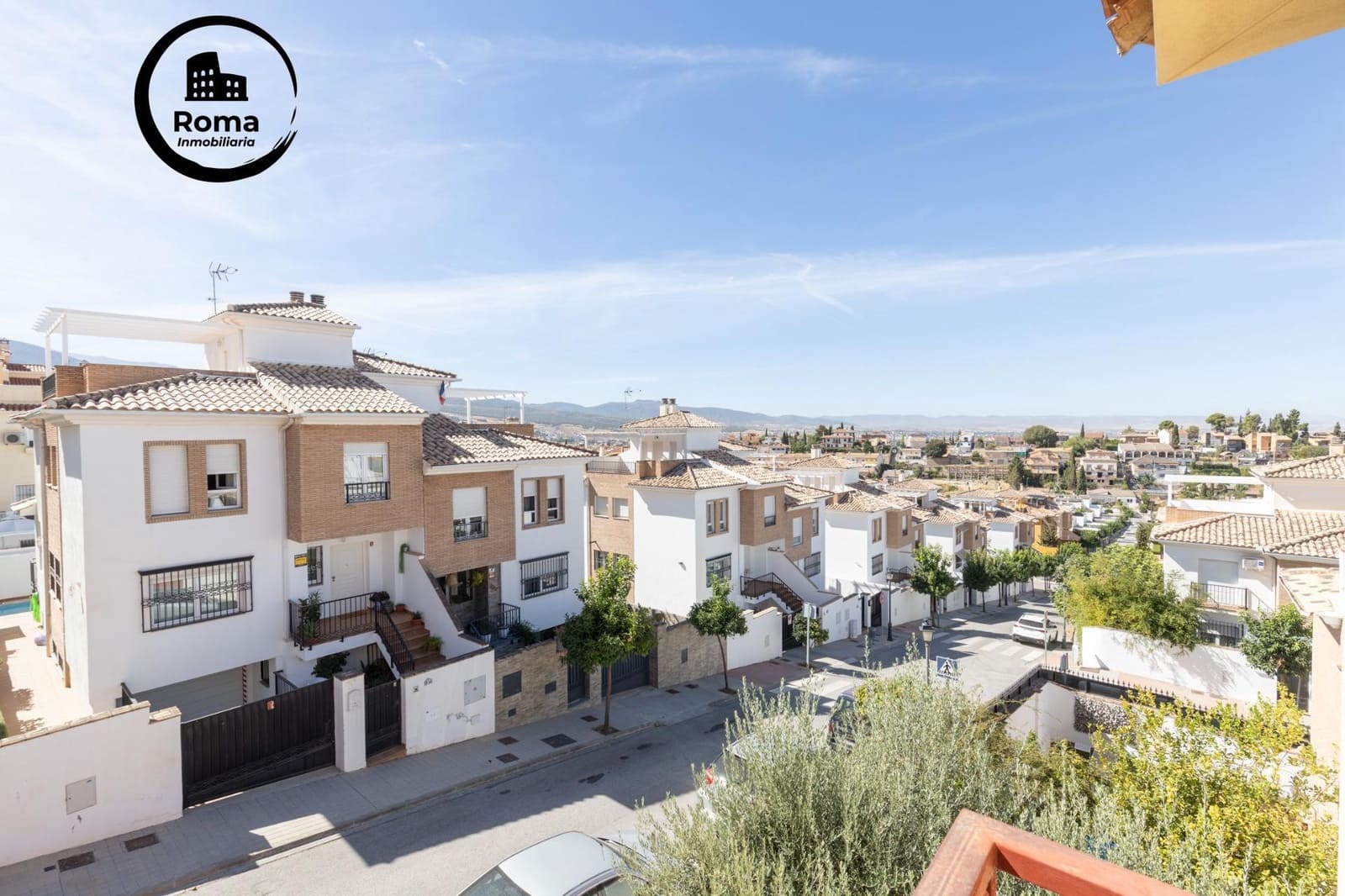 5 quarto Moradia Geminada para venda em Huetor Vega com garagem - 340 000 € (Ref: 9502550)