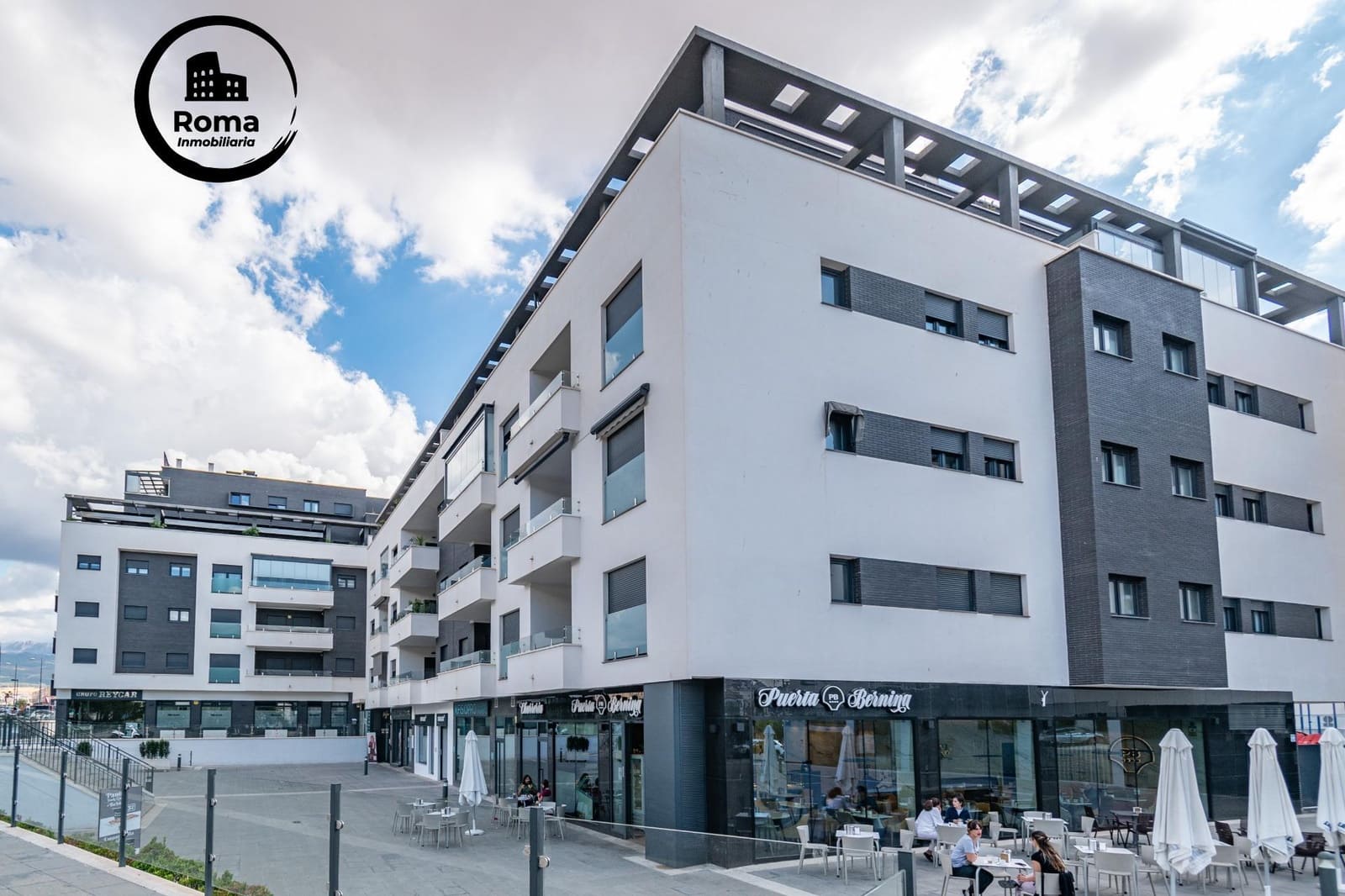 Piso de 3 habitaciones en Armilla en venta con piscina - 462.000 € (Ref: 9504426)