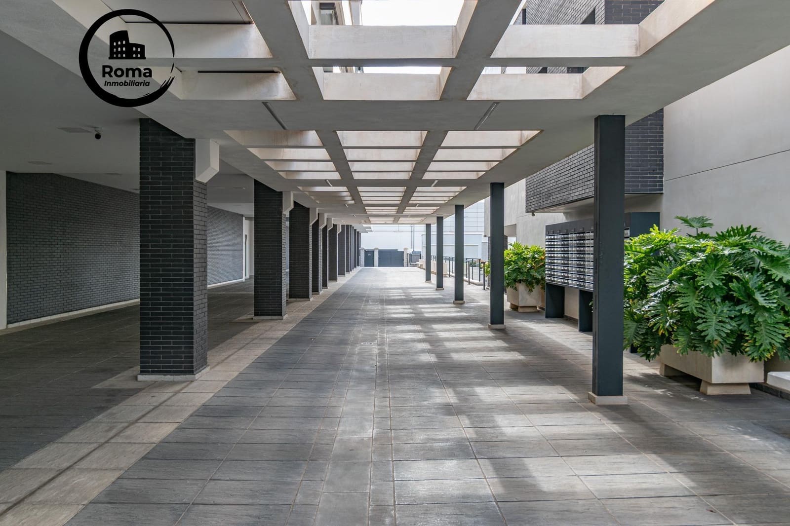 Piso de 3 habitaciones en Armilla en venta con piscina - 462.000 € (Ref: 9504426)