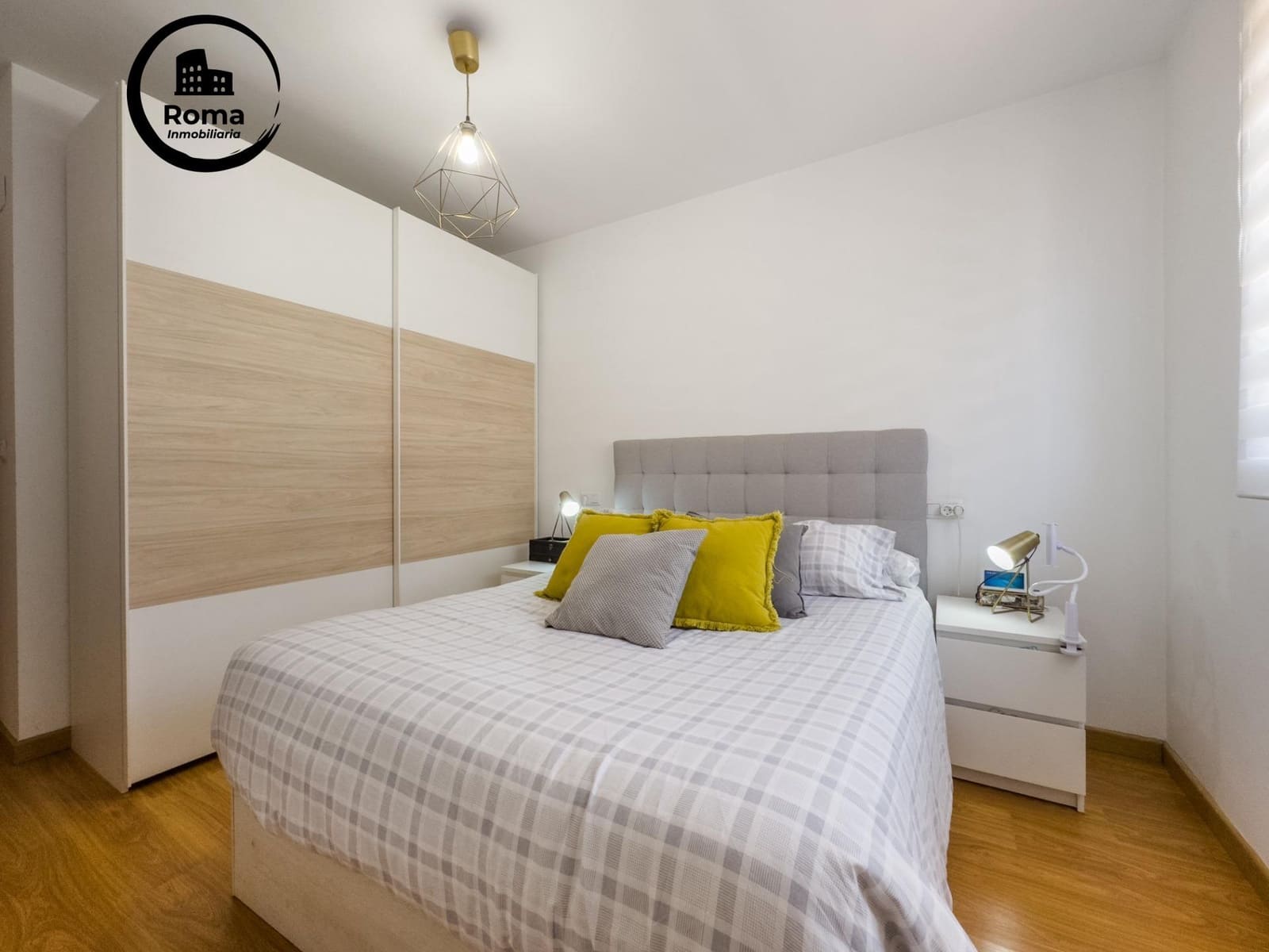 2 quarto Apartamento para venda em Churriana de la Vega com garagem - 180 000 € (Ref: 9504428)