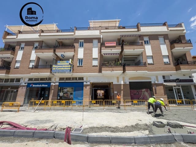 2 quarto Apartamento para venda em Churriana de la Vega com garagem - 180 000 € (Ref: 9504428)