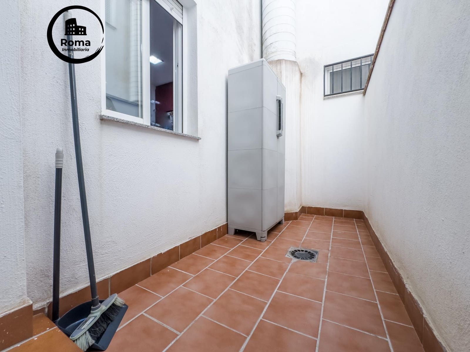 2 quarto Apartamento para venda em Churriana de la Vega com garagem - 180 000 € (Ref: 9504428)