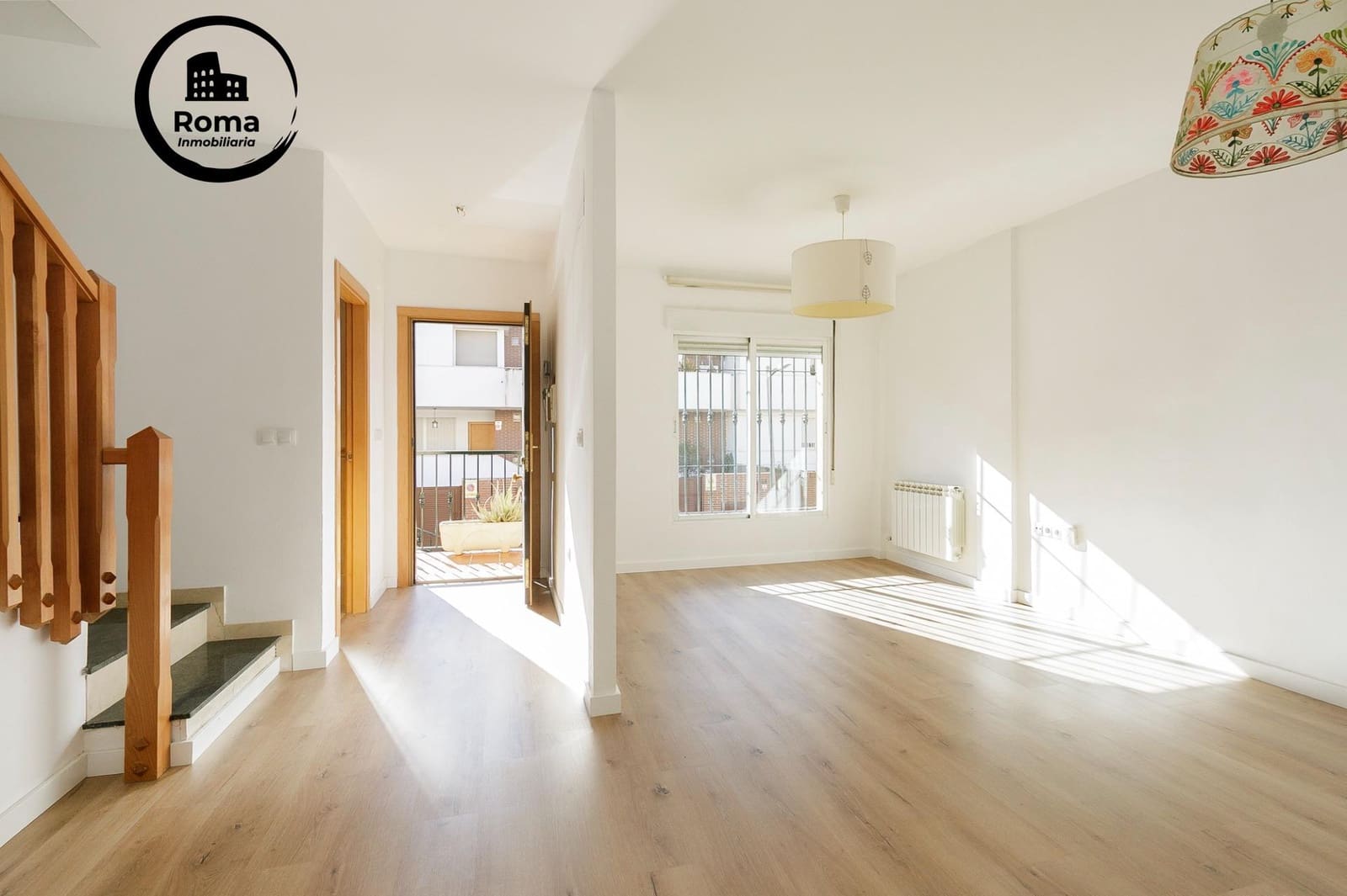 3 bedroom Terraced Villa for sale in Churriana de la Vega with garage - € 289,000 (Ref: 9504430)