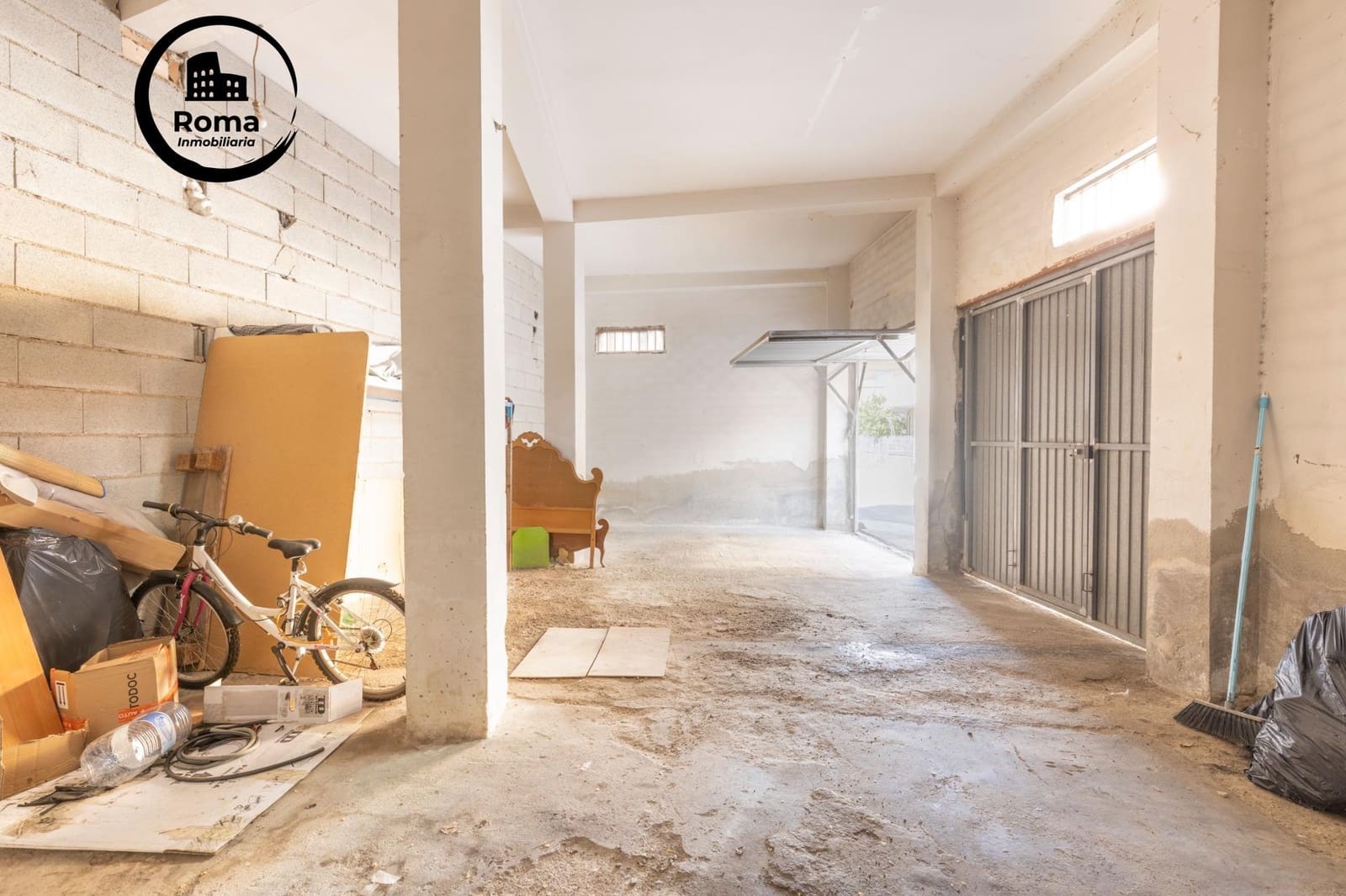 Commercieel te koop in Maracena met garage - € 125.000 (Ref: 9504432)