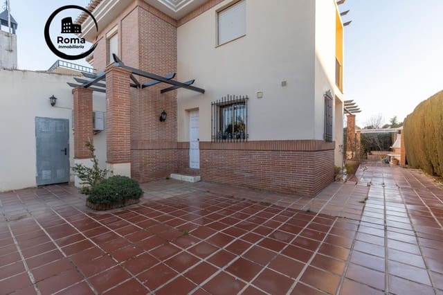 4 chambre Villa/Maison à vendre à Albolote avec piscine - 350 000 € (Ref: 9504434)