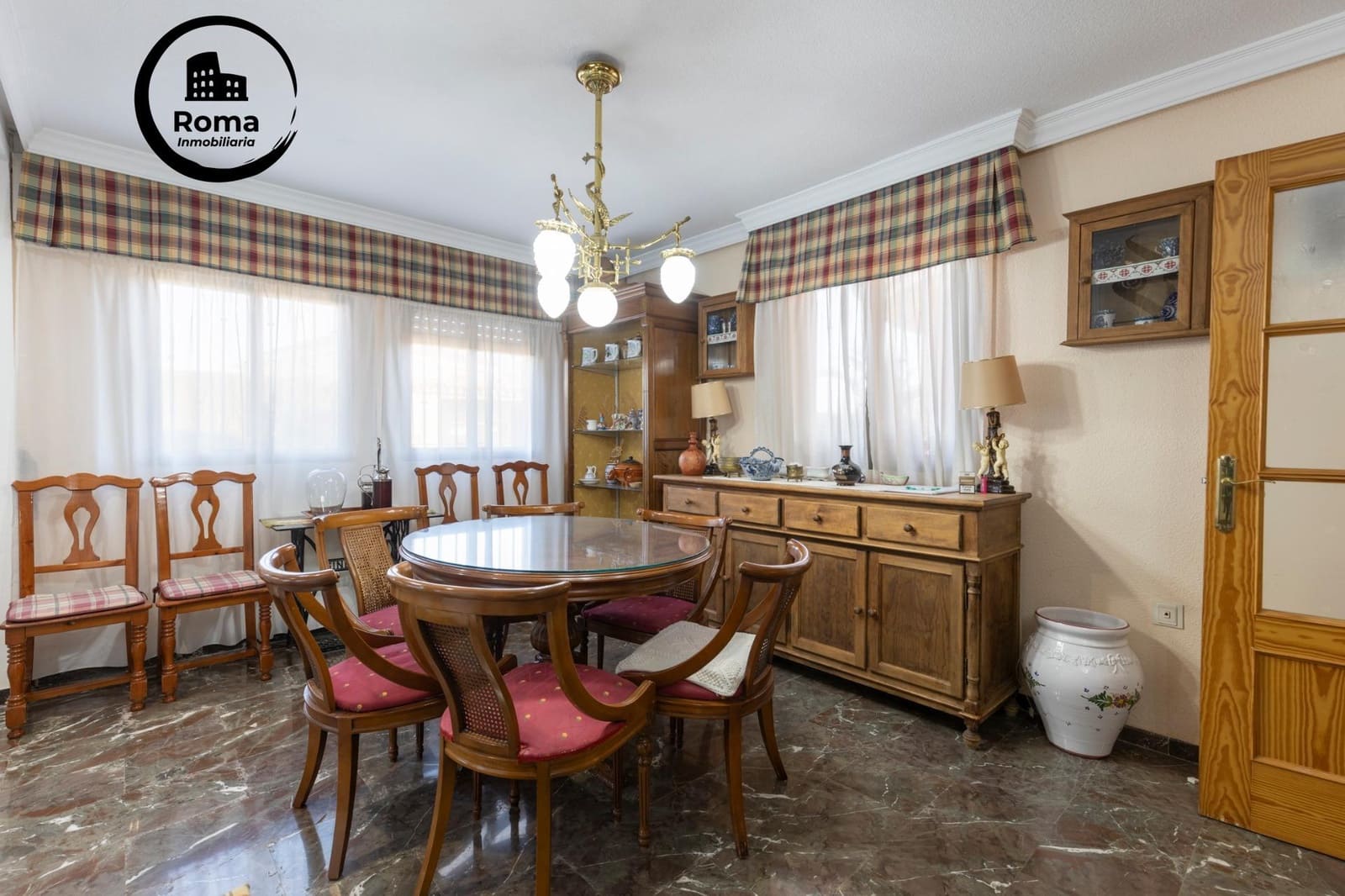 4 makuuhuone Huvila myytävänä paikassa Albolote mukana uima-altaan - 350 000 € (Ref: 9504434)