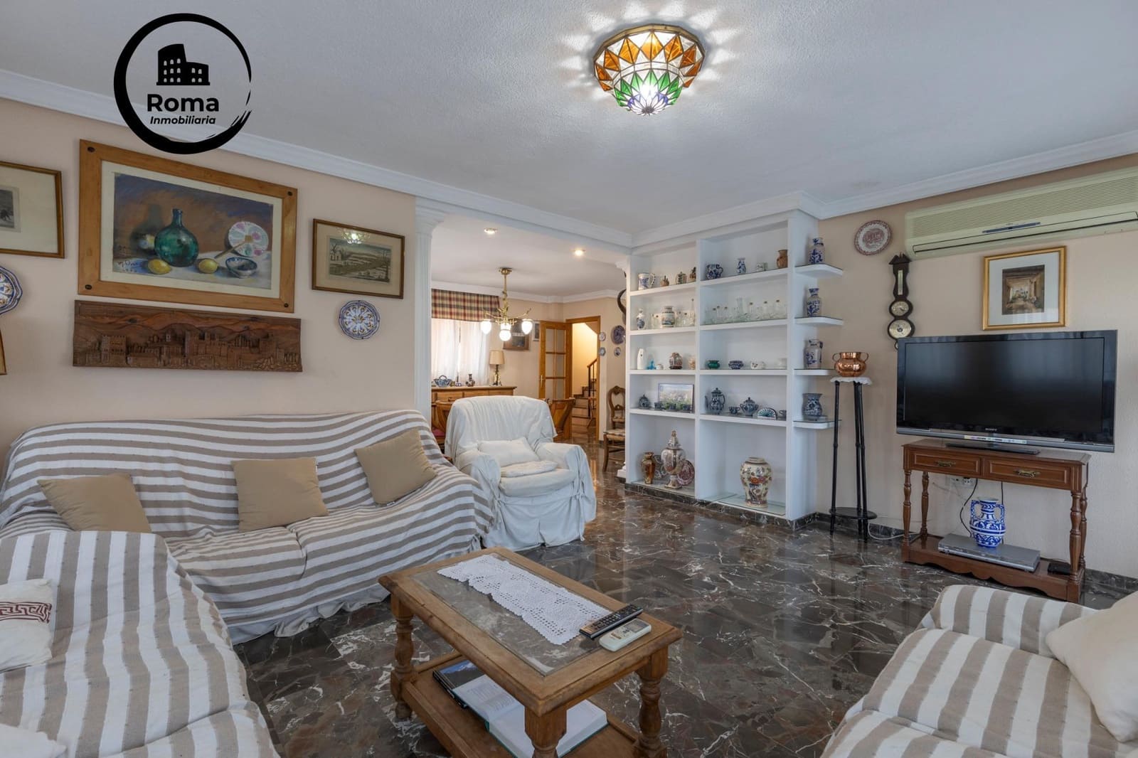 4 makuuhuone Huvila myytävänä paikassa Albolote mukana uima-altaan - 350 000 € (Ref: 9504434)