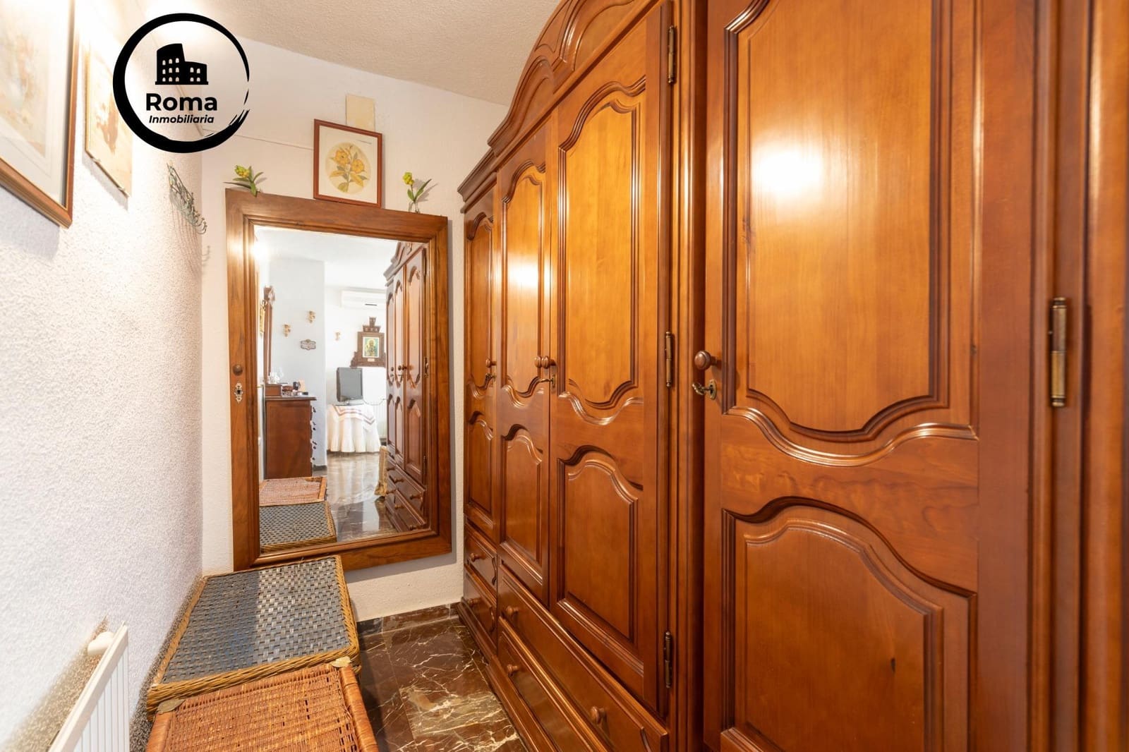 4 makuuhuone Huvila myytävänä paikassa Albolote mukana uima-altaan - 350 000 € (Ref: 9504434)