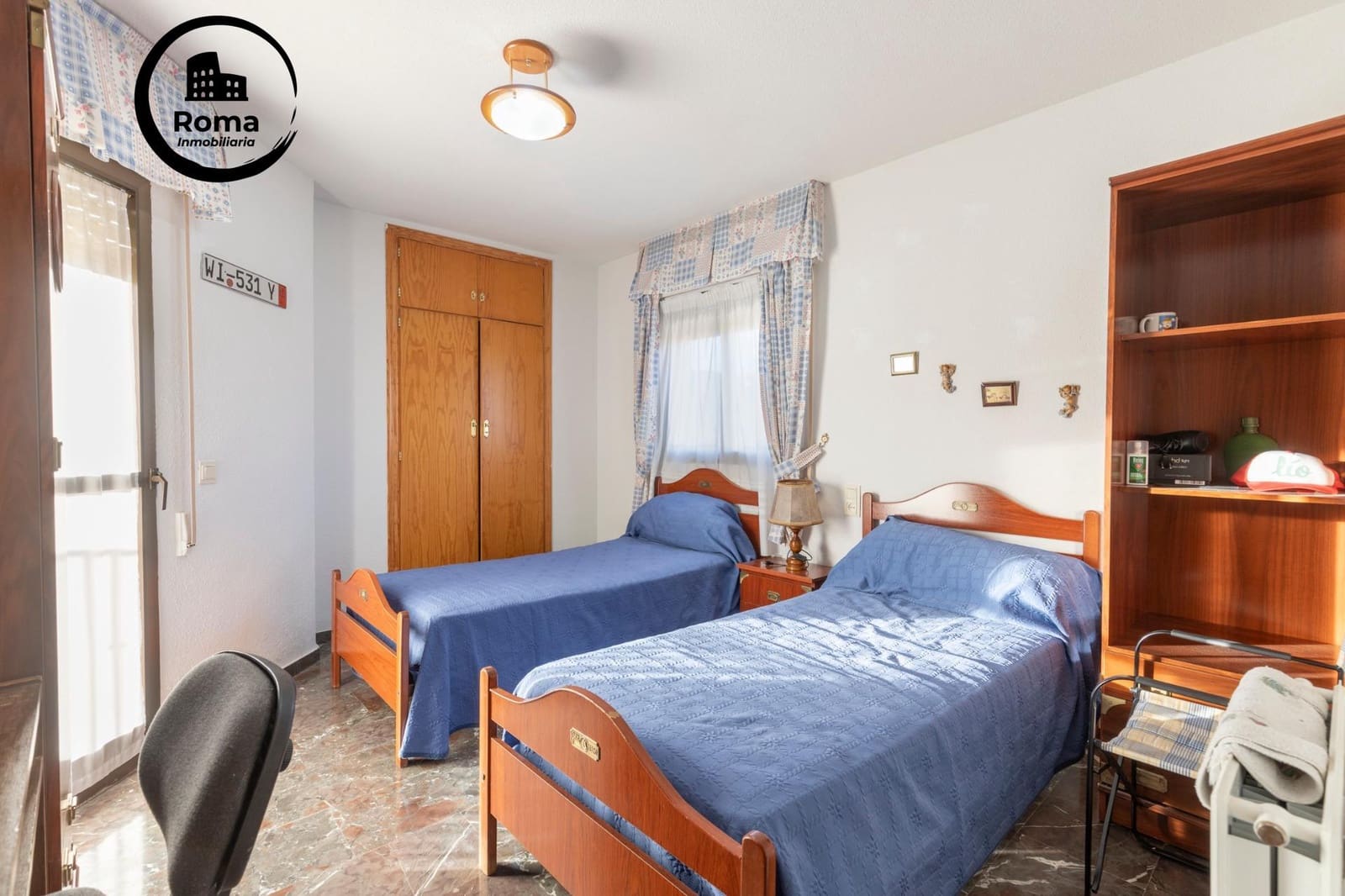 4 makuuhuone Huvila myytävänä paikassa Albolote mukana uima-altaan - 350 000 € (Ref: 9504434)