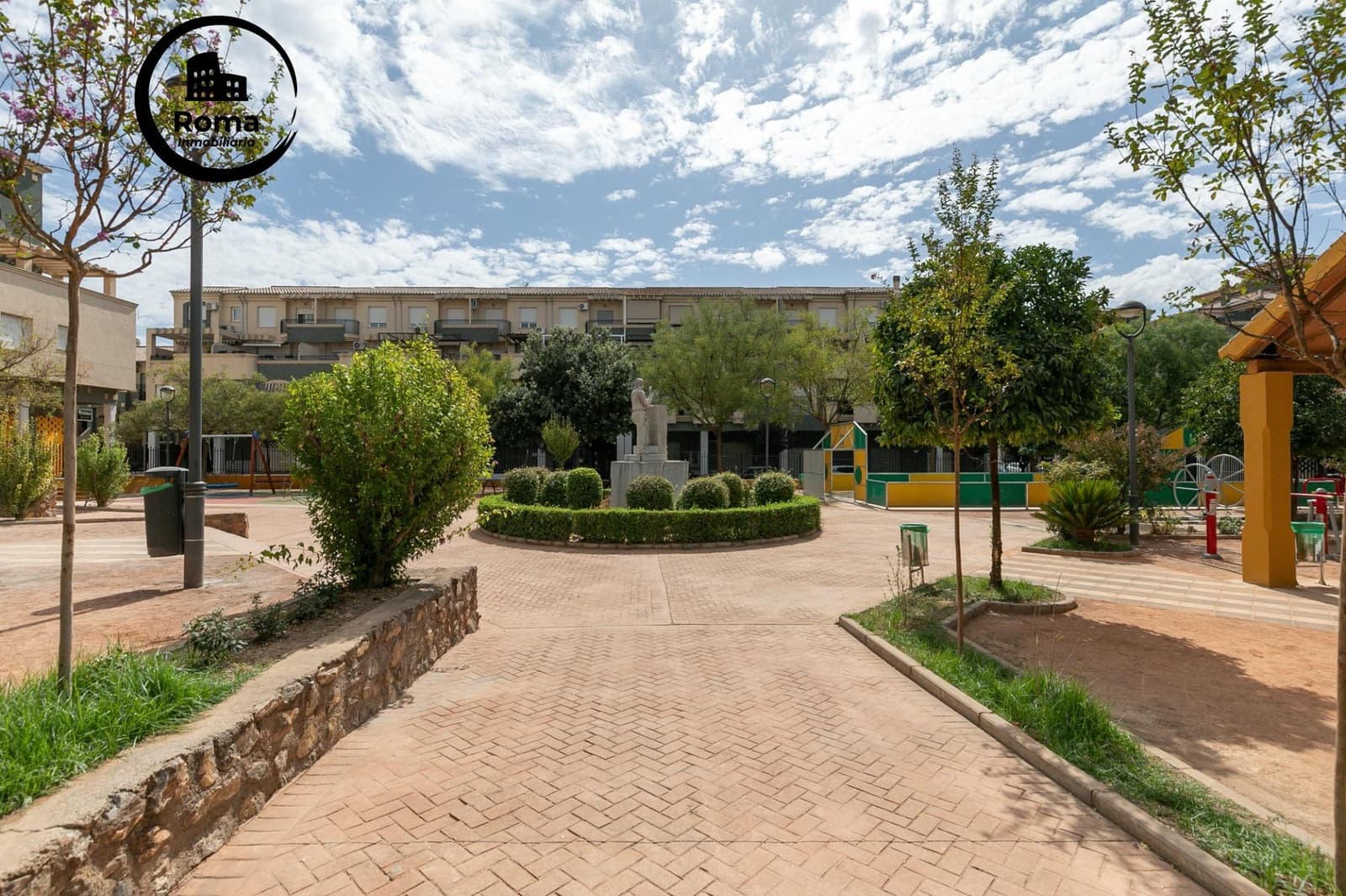 Commercial for sale in Atarfe - € 100,000 (Ref: 9504435)