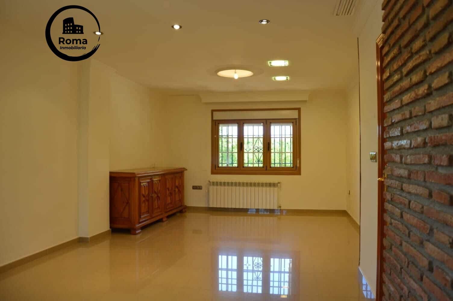 4 slaapkamer Villa te koop in Ogijares met zwembad garage - € 599.000 (Ref: 9504439)