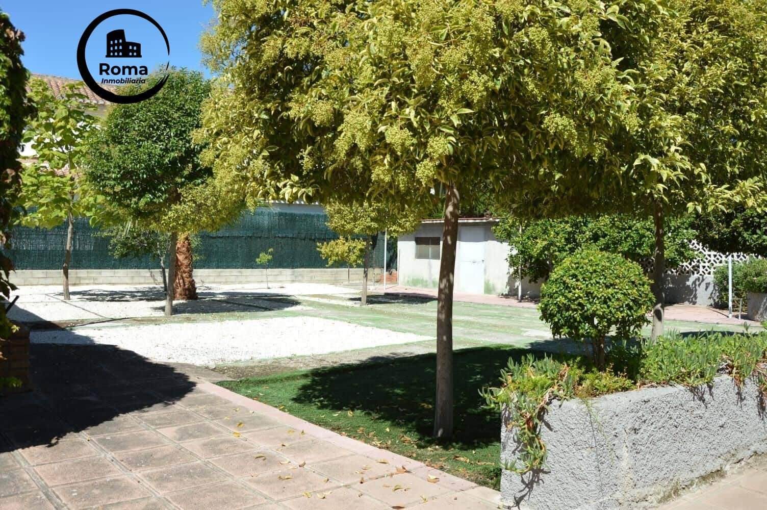 4 slaapkamer Villa te koop in Ogijares met zwembad garage - € 599.000 (Ref: 9504439)