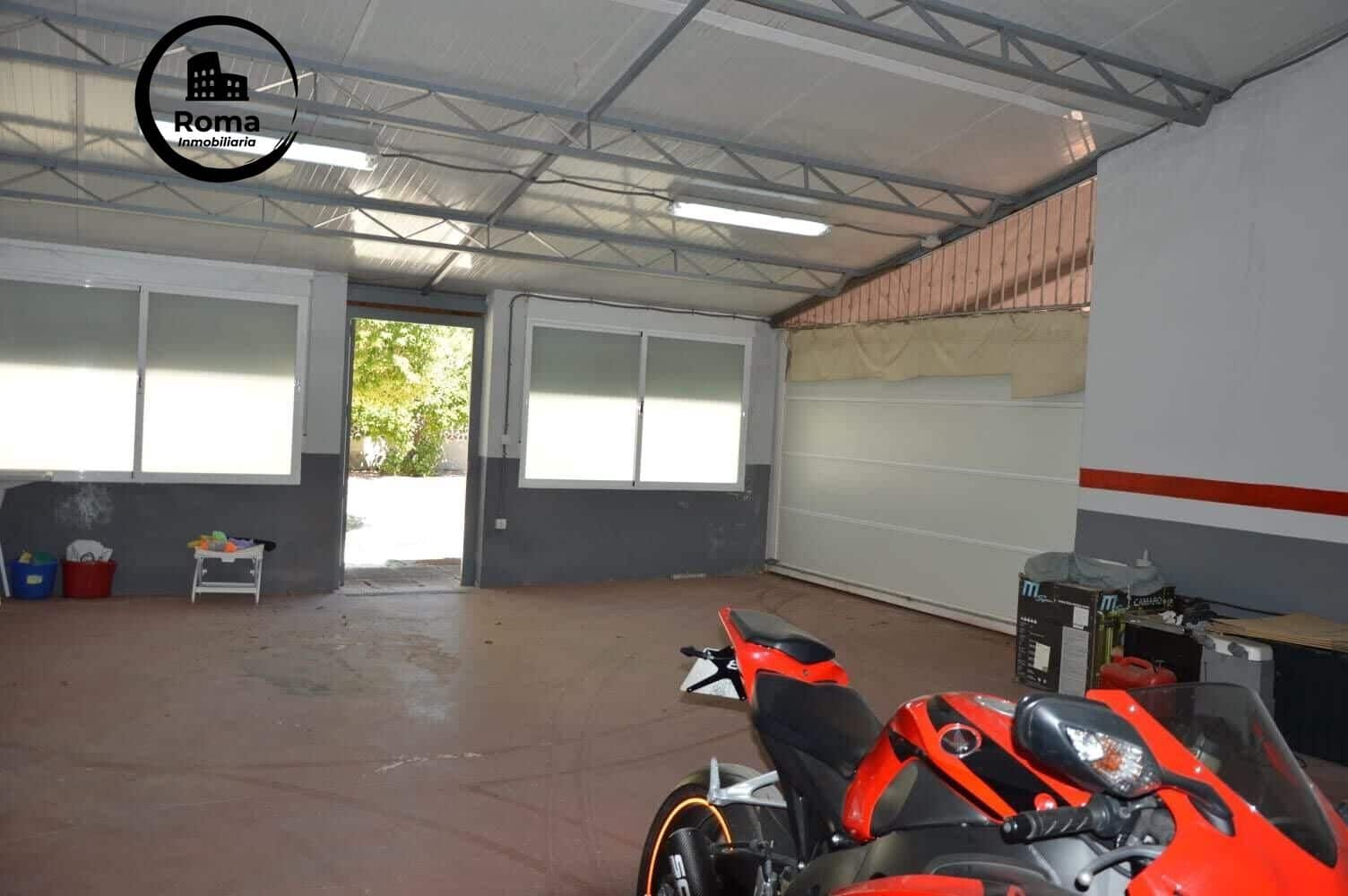 4 slaapkamer Villa te koop in Ogijares met zwembad garage - € 599.000 (Ref: 9504439)