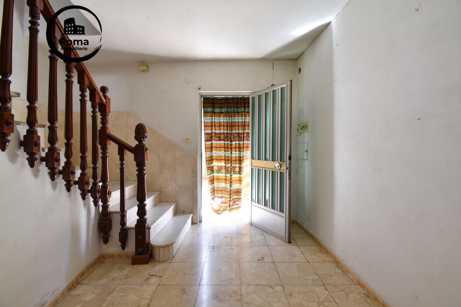 4 slaapkamer Huis te koop in Maracena met garage - € 225.000 (Ref: 9504574)