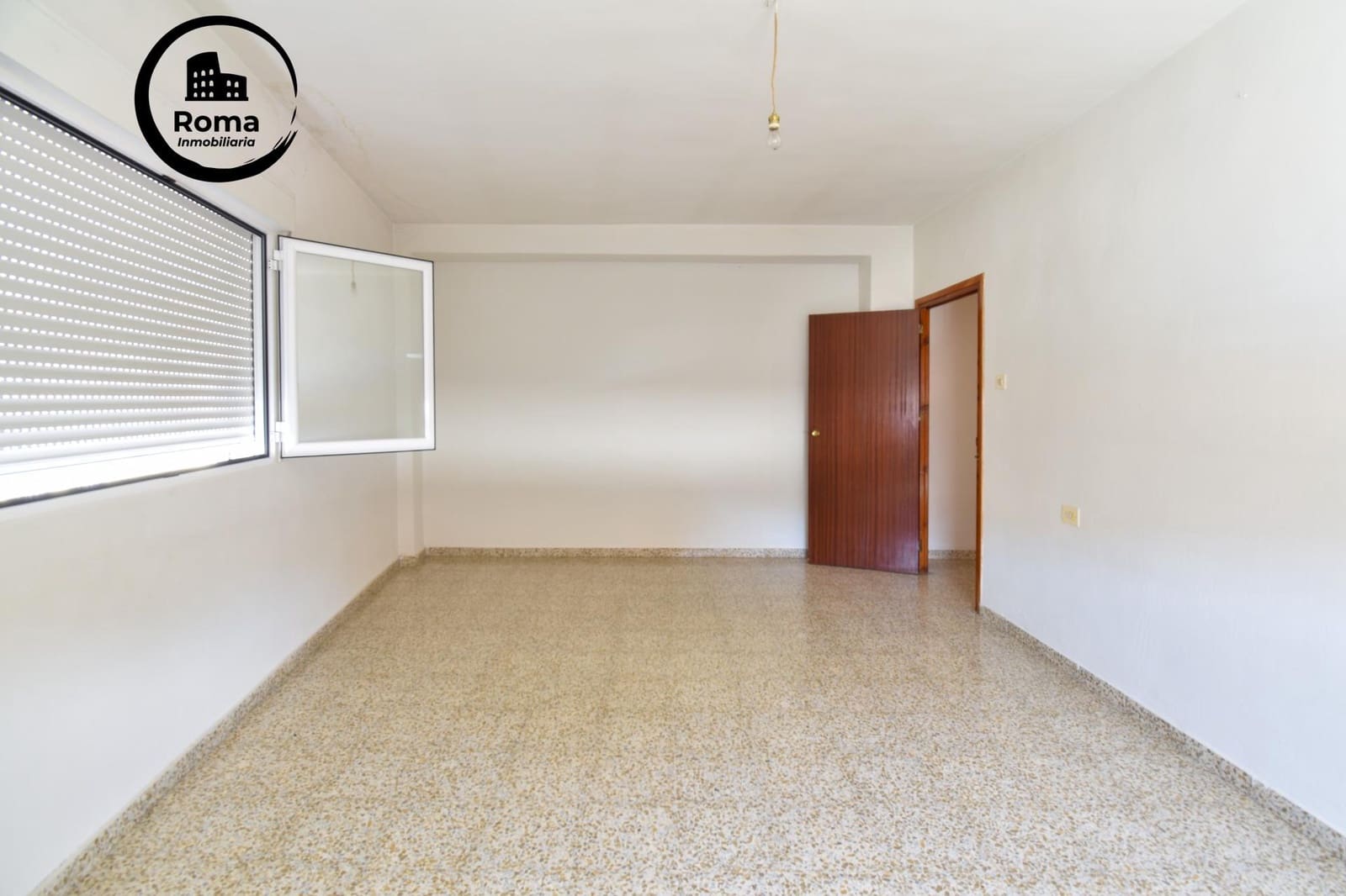 4 slaapkamer Huis te koop in Maracena met garage - € 225.000 (Ref: 9504574)