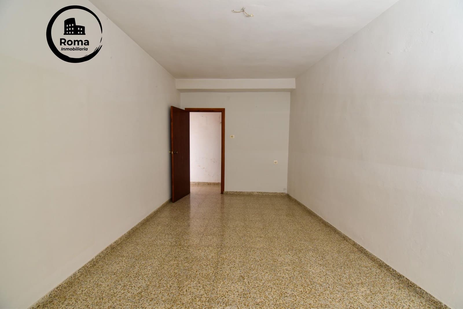 4 slaapkamer Huis te koop in Maracena met garage - € 225.000 (Ref: 9504574)