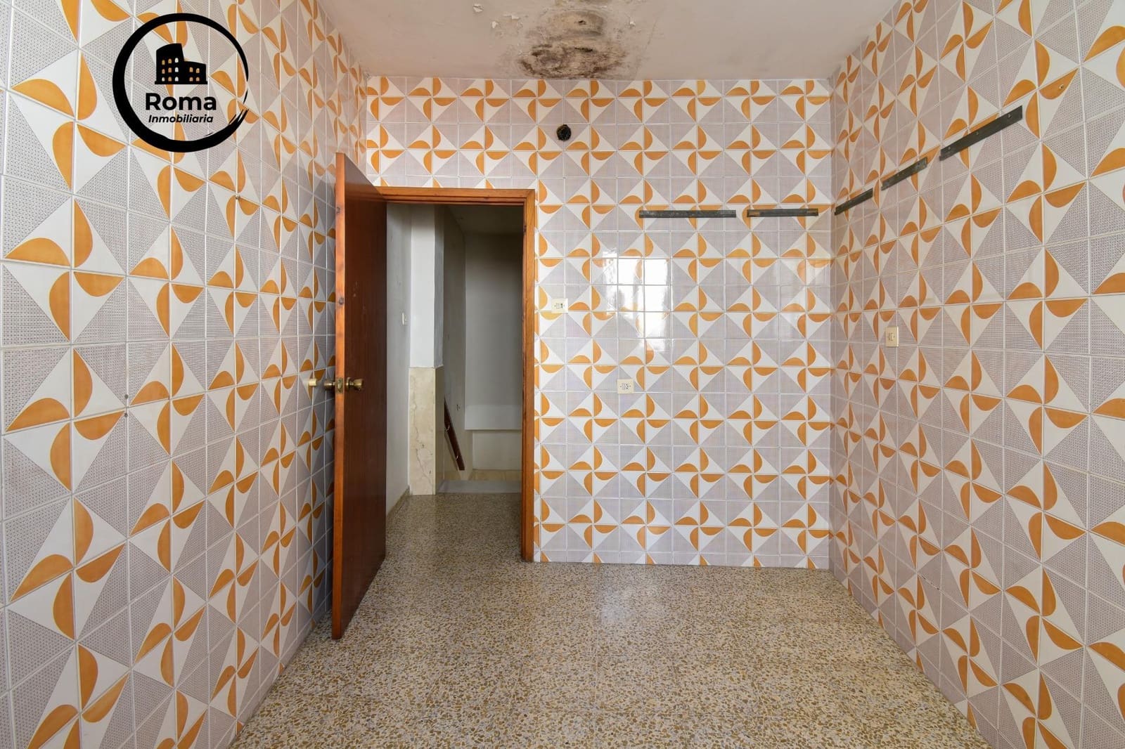 4 slaapkamer Huis te koop in Maracena met garage - € 225.000 (Ref: 9504574)