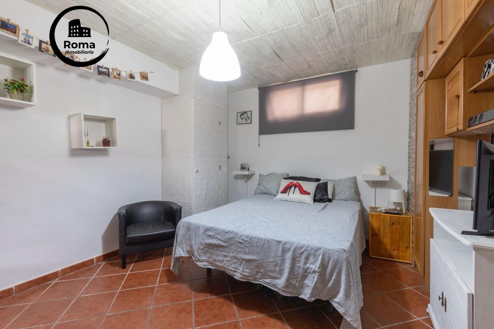 4 bedroom Semi-detached Villa for sale in Albolote with garage - € 304,900 (Ref: 9504575)