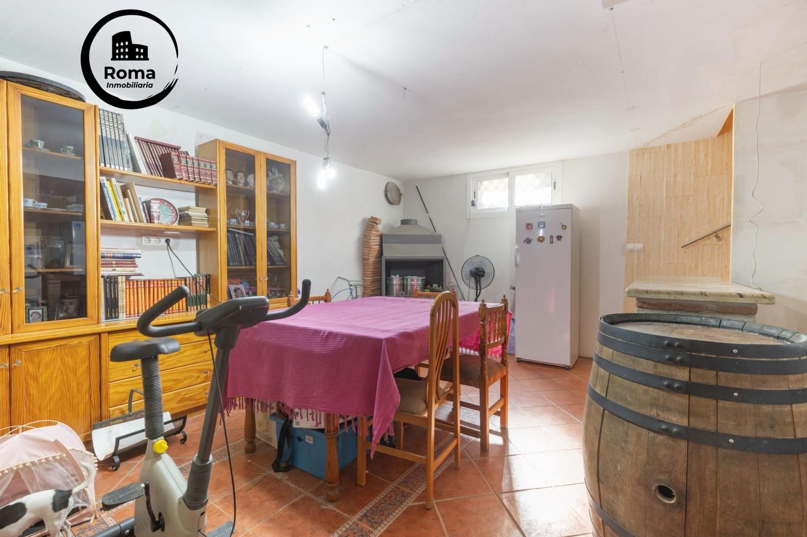 4 bedroom Semi-detached Villa for sale in Albolote with garage - € 304,900 (Ref: 9504575)