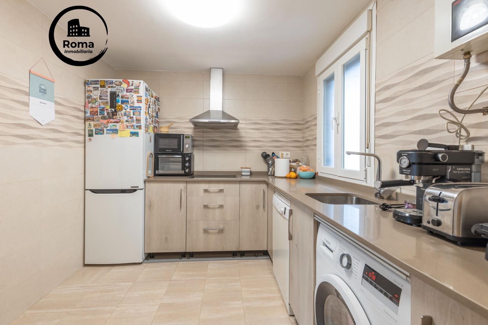 2 bedroom Flat for sale in Las Gabias with pool - € 149,000 (Ref: 9504578)