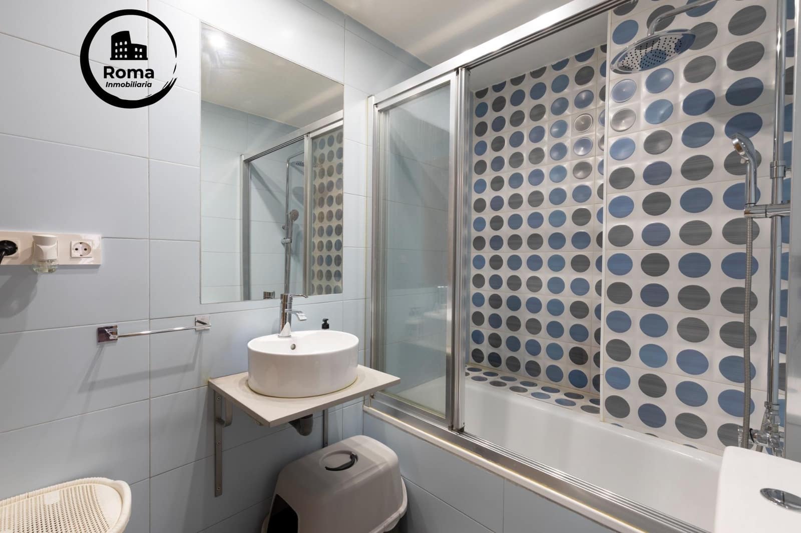 2 bedroom Flat for sale in Las Gabias with pool - € 149,000 (Ref: 9504578)